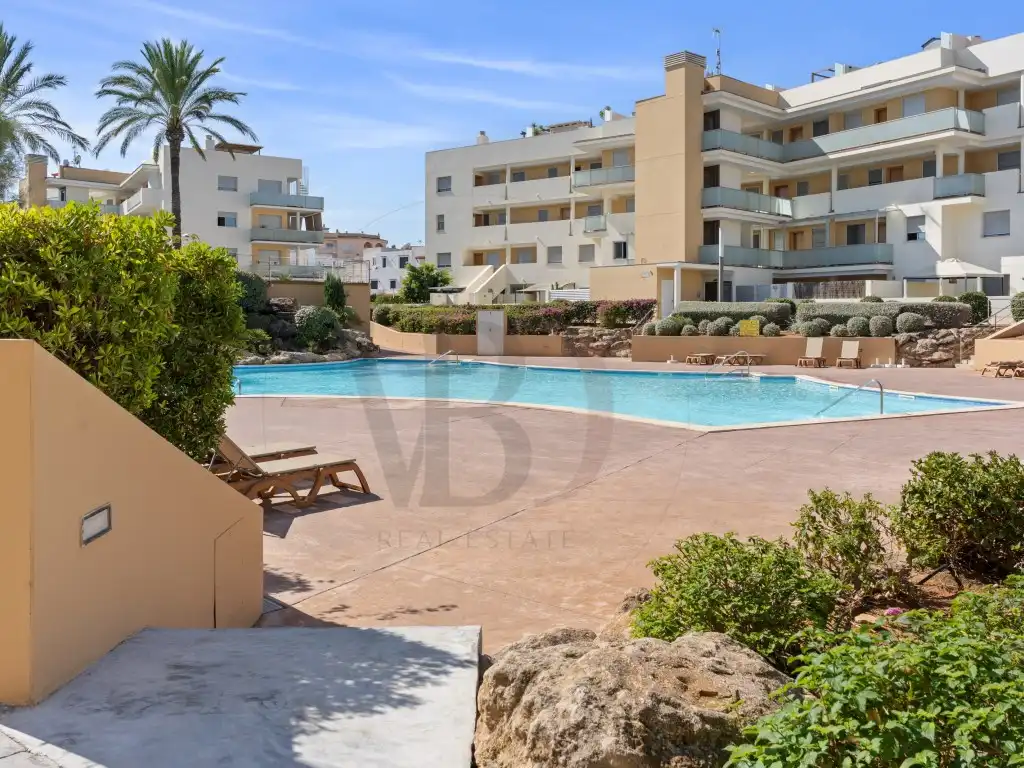 Apartament amb piscina en venda a Sant Agustí-Cala de Bou, imagen 5