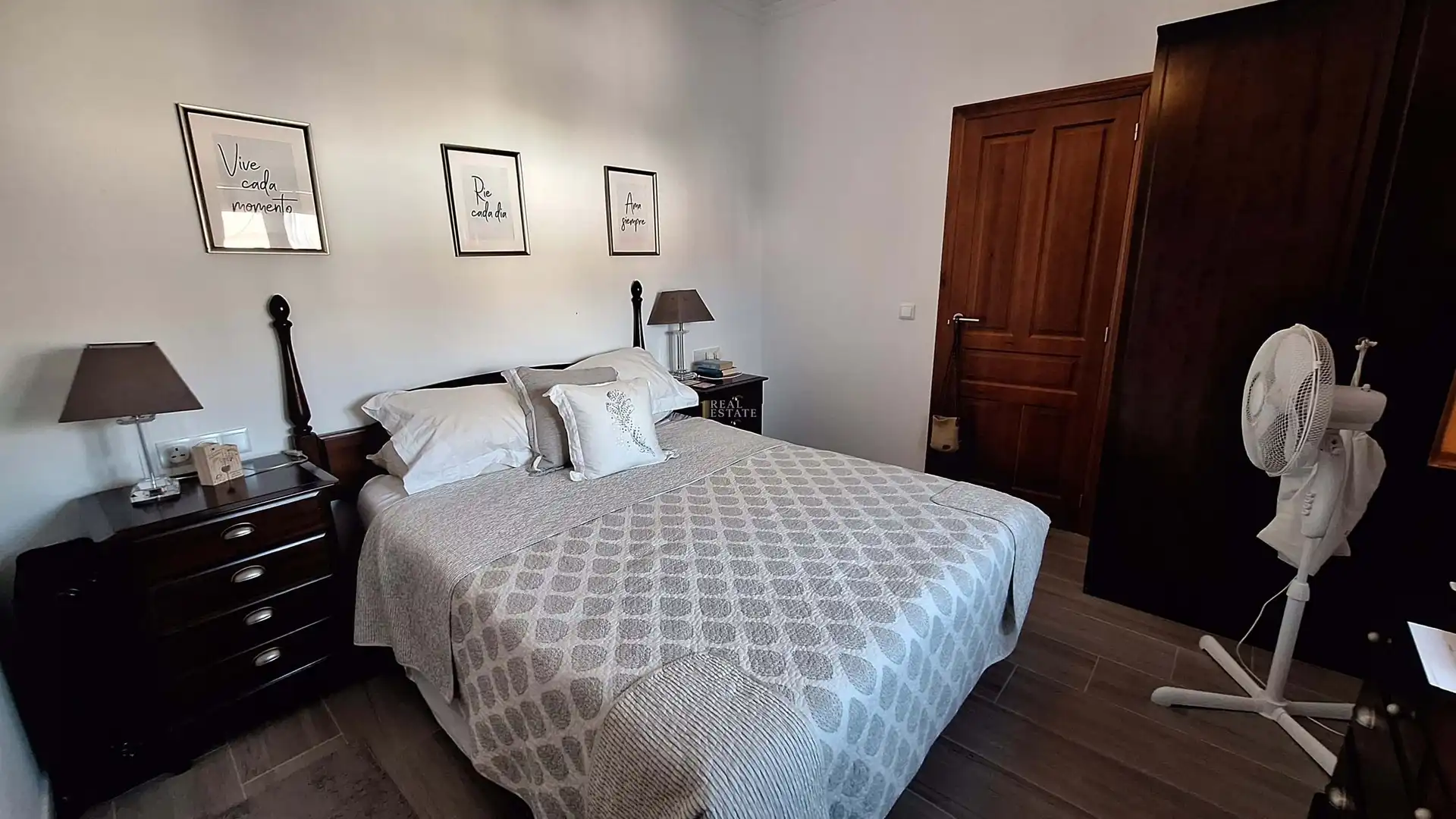 Dormitori de Casa adosada en venda en Orba amb Aire condicionat, Calefacció i Terrassa
