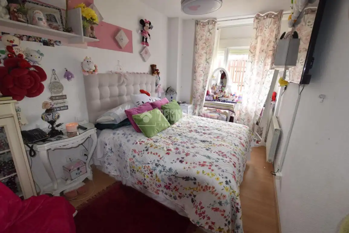 Schlafzimmer von Wohnung zum Verkauf in Alcorcón mit Gemeinschaftspool