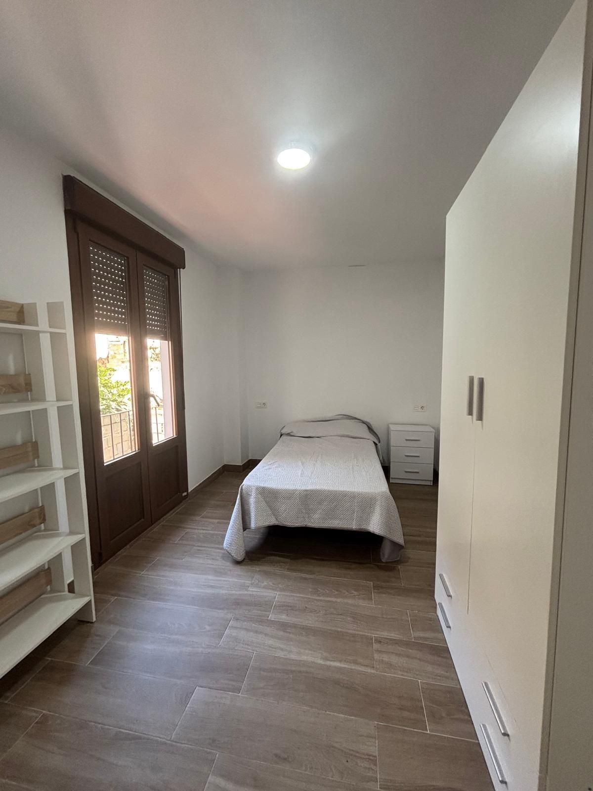 Bedroom of Flat to rent in  Granada Capital