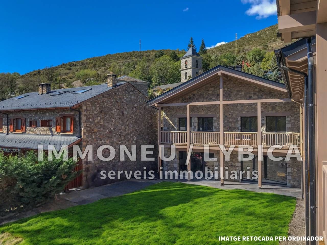 Vista exterior de Casa adosada en venta en Isòvol con Terraza