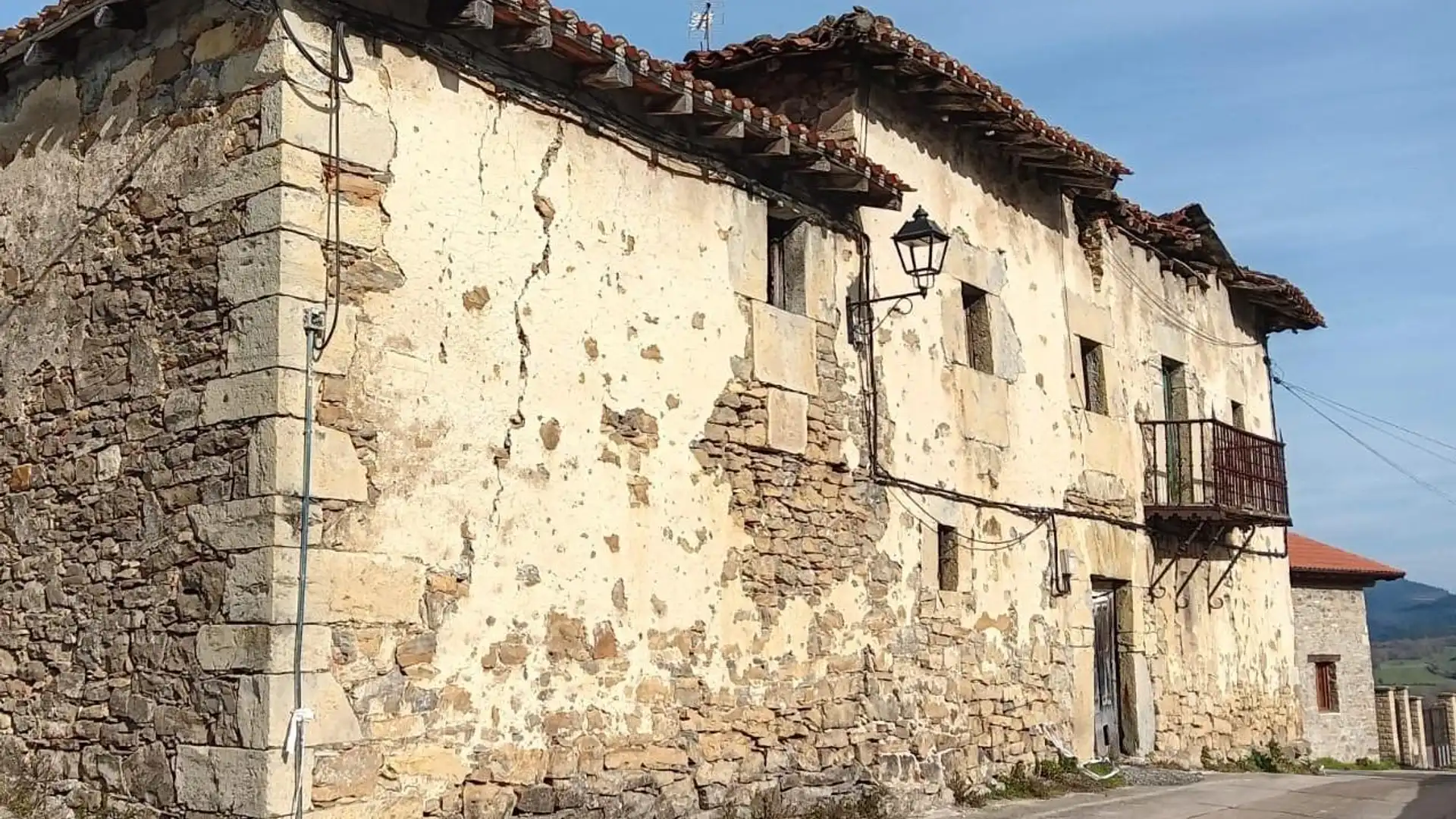 Exterior view of Country homes for sale in Valle de Mena