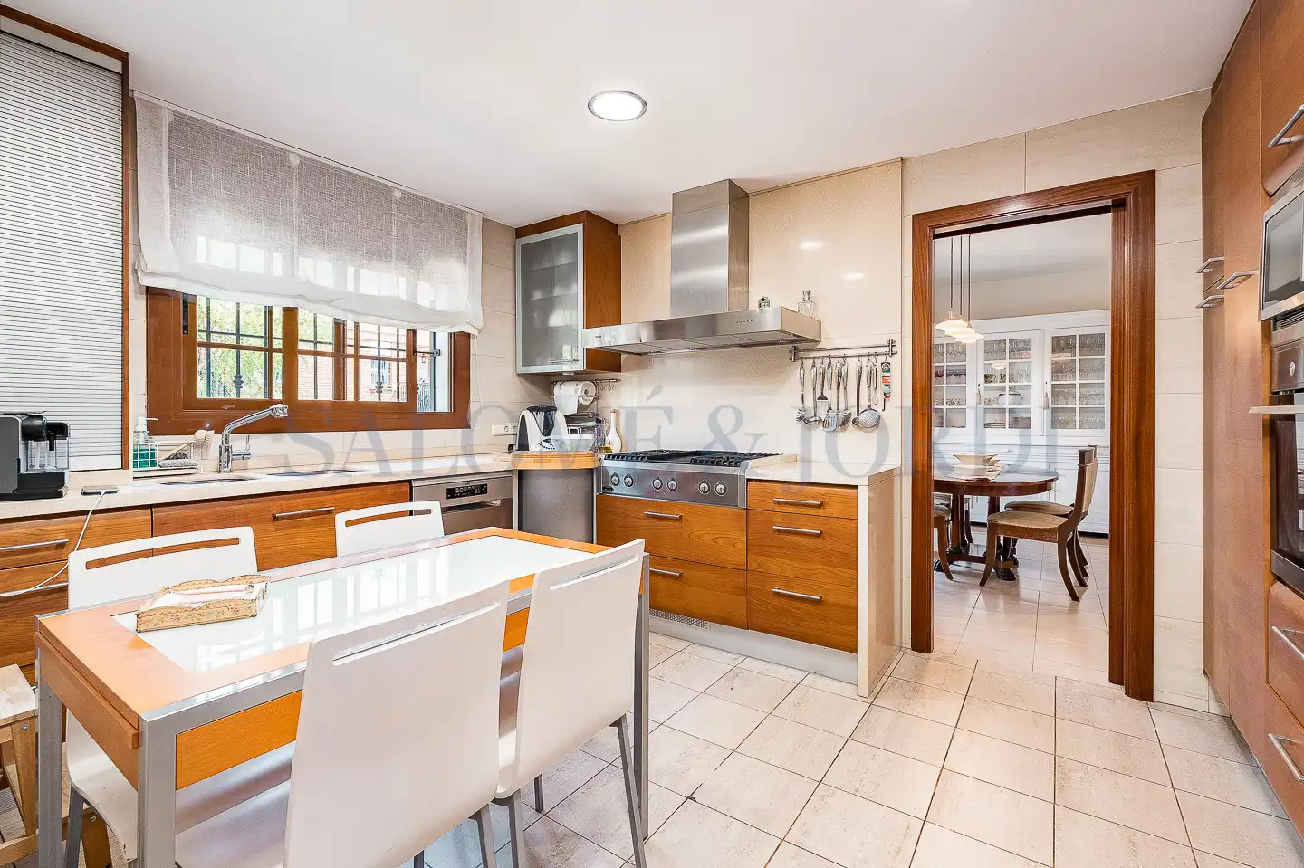 Cocina de Casa o chalet en venta en Vilassar de Dalt con Calefacción, Jardín privado y Piscina