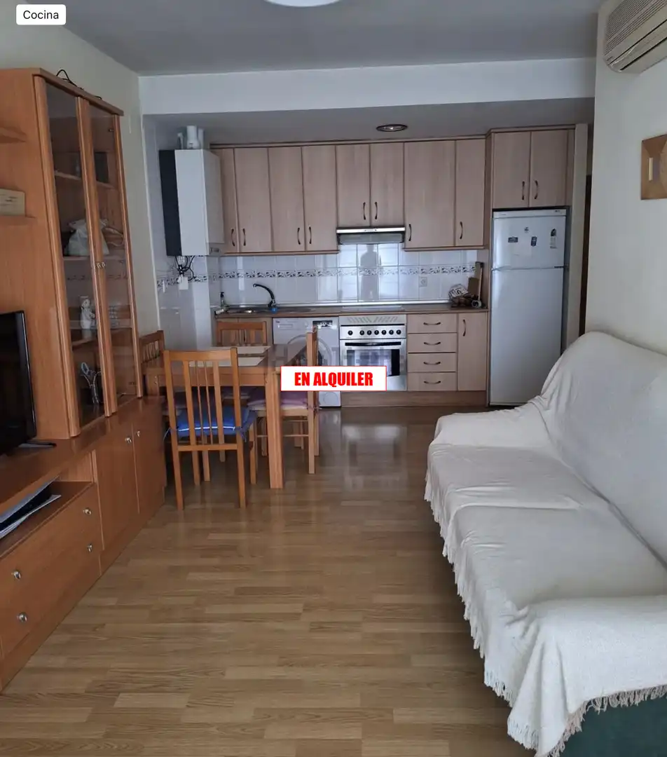 Cocina de Apartamento de alquiler en Ciudad Real con Aire acondicionado, Calefacción y Trastero