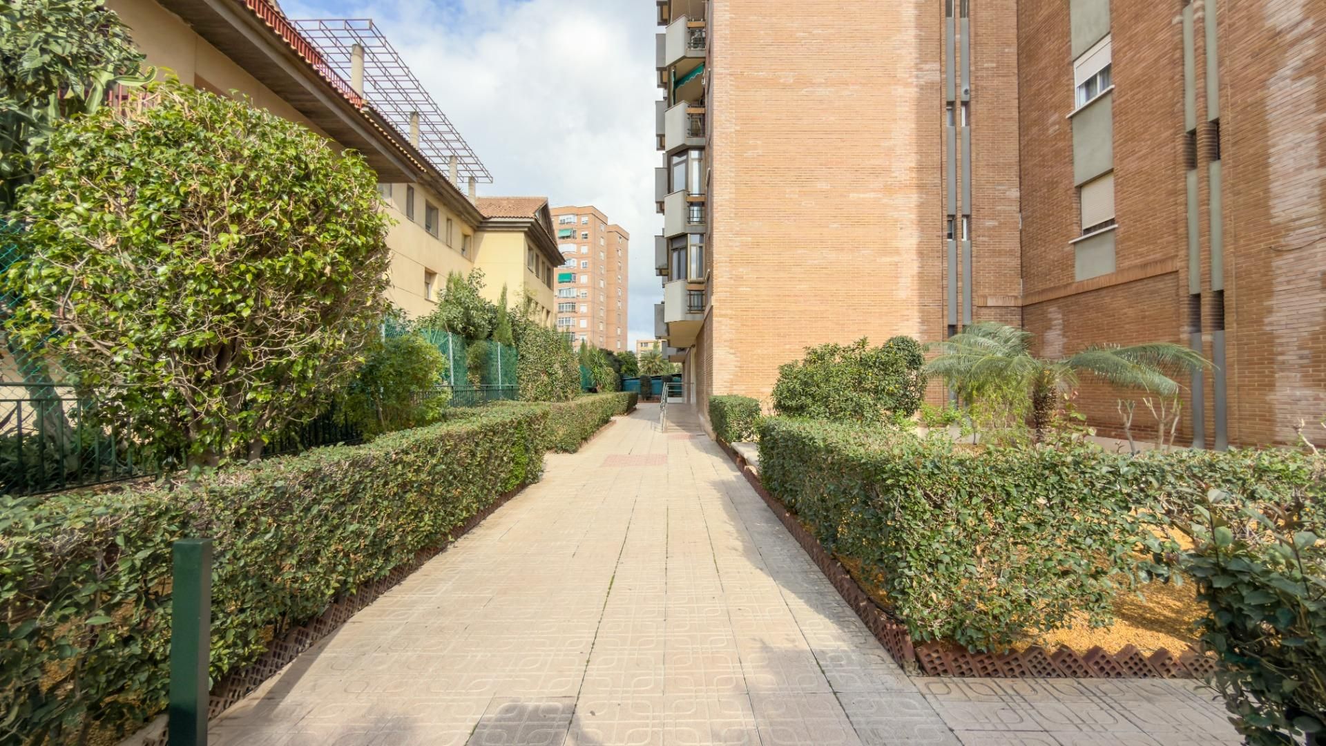 Vista exterior de Piso en venta en  Murcia Capital con Aire acondicionado, Jardín privado y Terraza