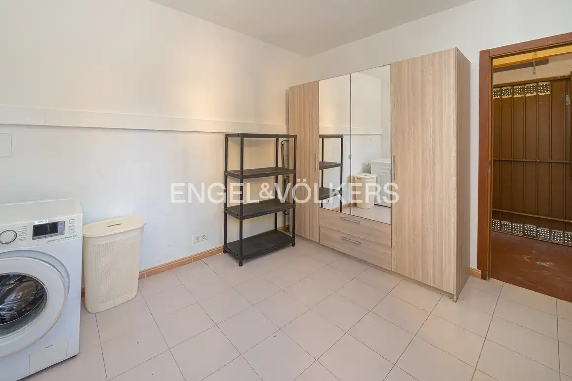 Casa adosada en venta en Benidorm con Aire acondicionado, Jardín privado y Piscina comunitaria