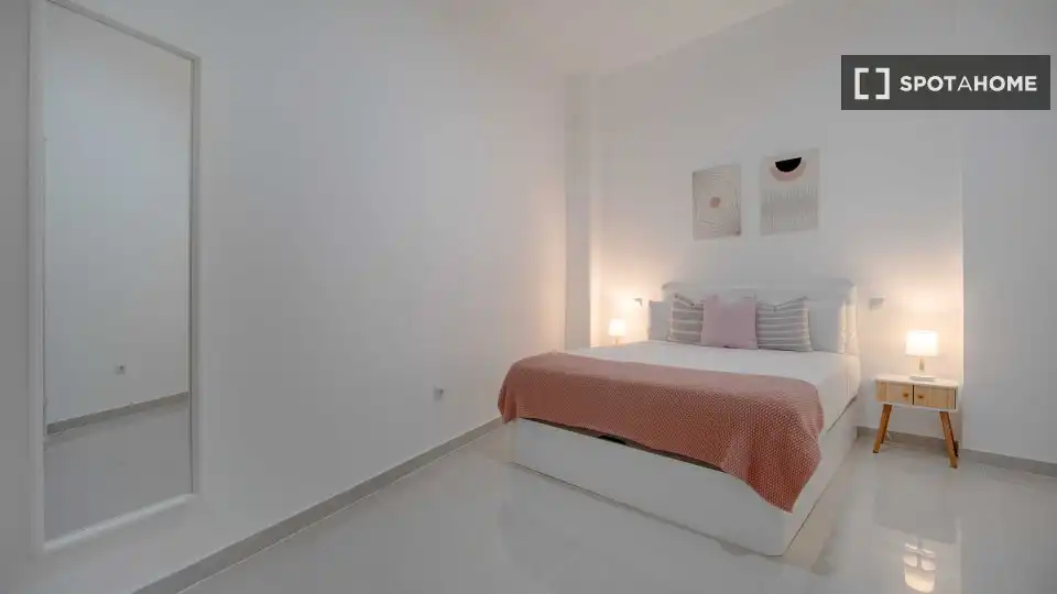 Bedroom of Flat for rent in Puente de Vallecas