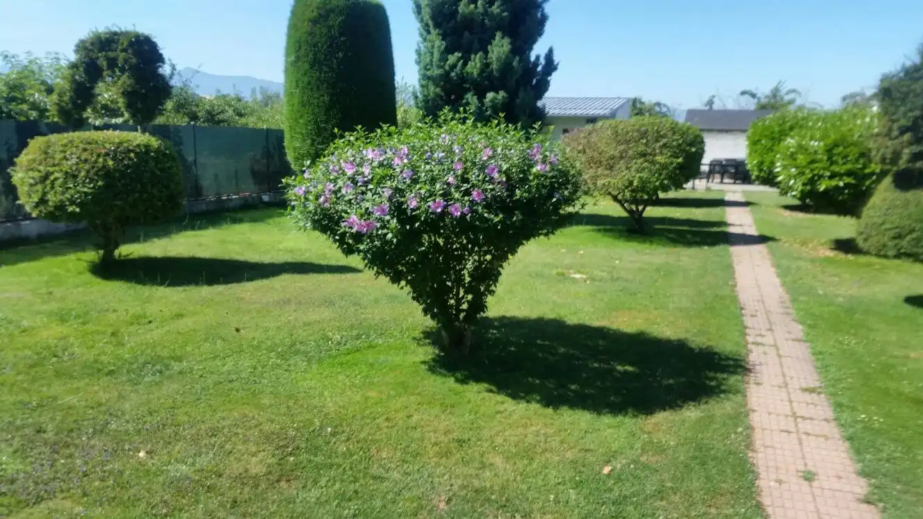 Jardín de Finca rústica en venta en Cabañas Raras con Calefacción, Terraza y Piscina