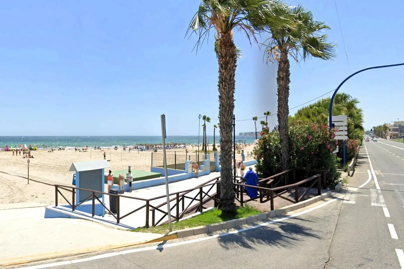 Apartamento con terraza en venta en Avenida Av. de Pinoso 12, imagen 40