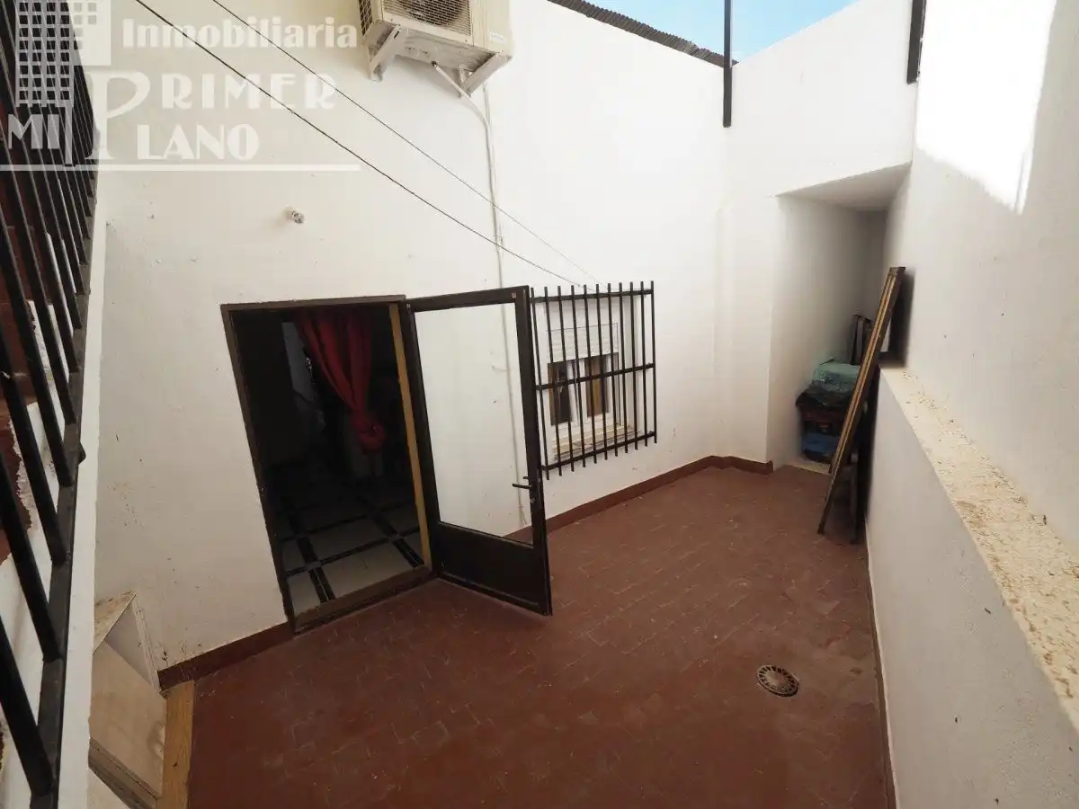 Edificio en venta en La Solana  
