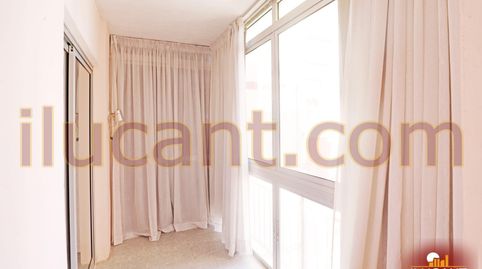 Foto 2 de Piso en venta en Benalúa, Alicante / Alacant