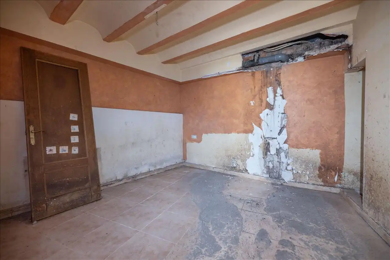 Piso en venta en Vimbodí i Poblet