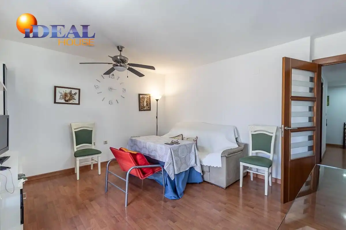 Flat with lift for sale in Barrio de la Vega, imagen 8