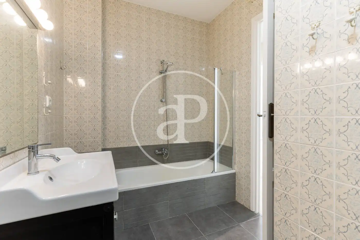 Flat with terrace to rent in Carrer de Martí, imagen 35