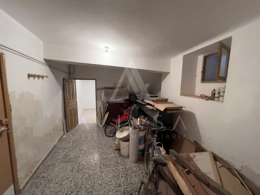 Houses for sale in N/A, Alhóndiga