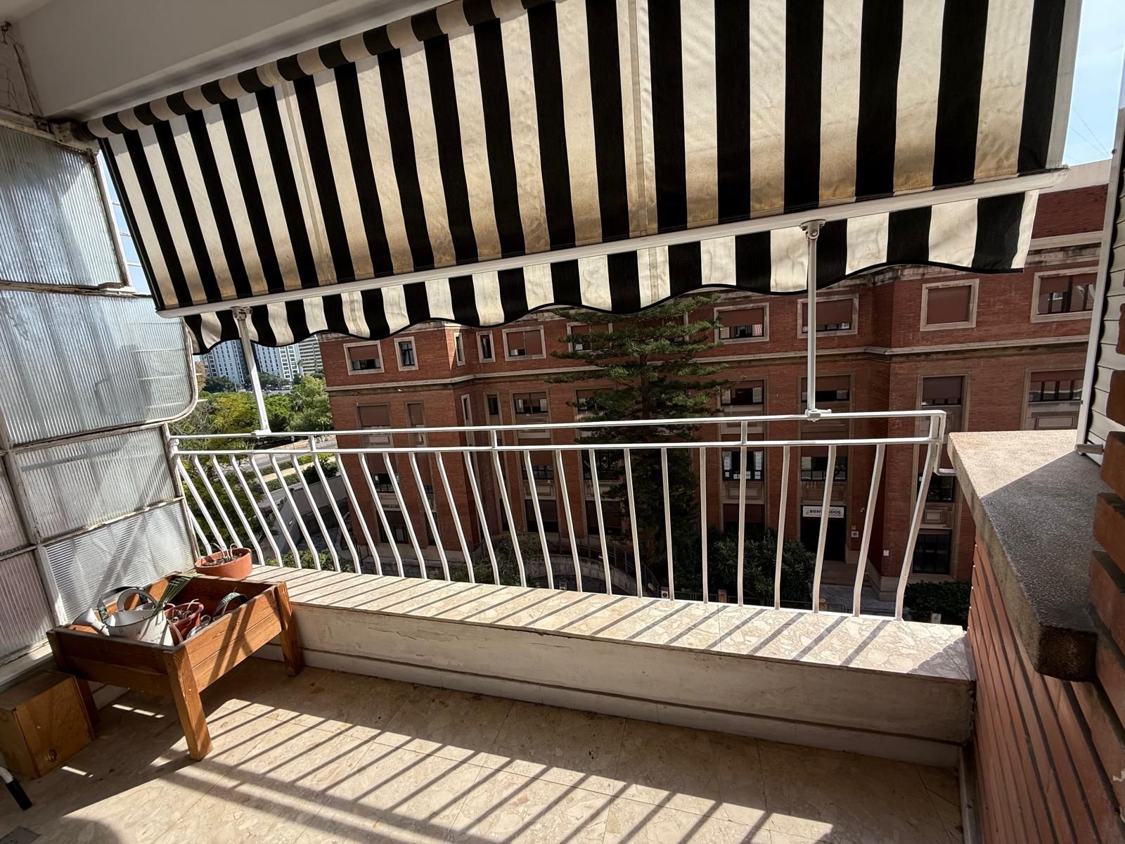 Terrassa de Apartament de lloguer en  Valencia Capital amb Calefacció i Terrassa