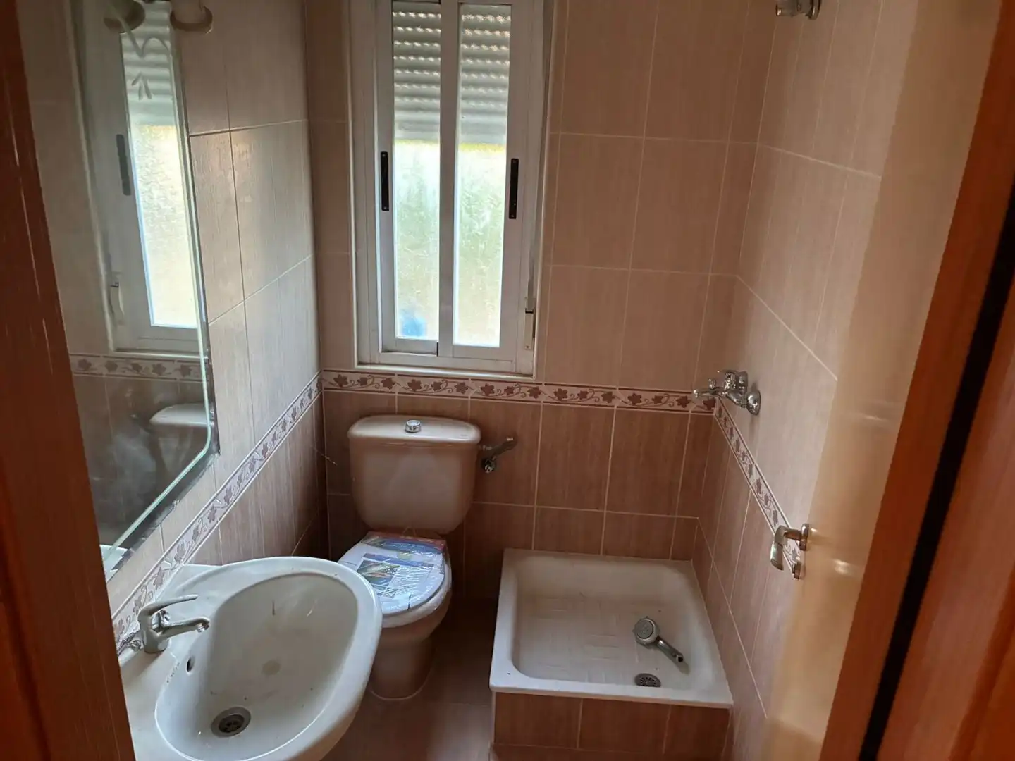 Bany de Casa o xalet en venda en Calvarrasa de Arriba amb Calefacció i Terrassa