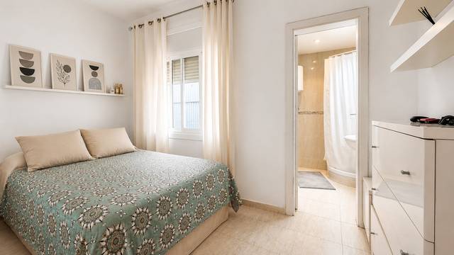 Piso en Venta en Carrer de Ruiz de Padrón en El Camp de l'Arpa del Clot