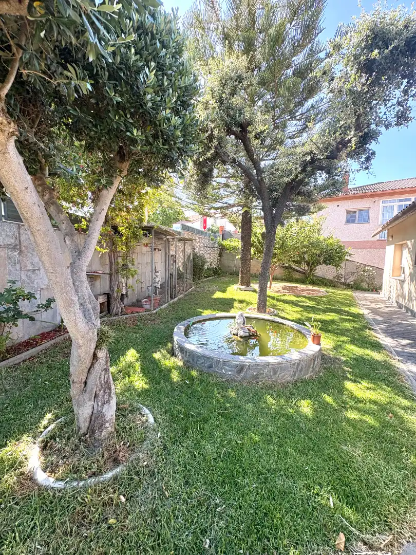 Jardín de Casa o chalet en venta en Rubí con Aire acondicionado, Calefacción y Jardín privado