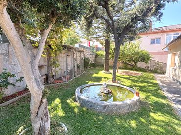 Xalet amb jardí en venda a Avinguda de Castellnou