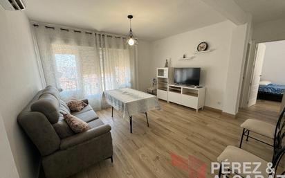 Sala d'estar de Pis en venda en Palma del Río amb Aire condicionat, Moblat i Balcó