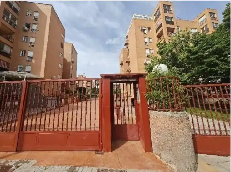 Vista exterior de Pis en venda en Móstoles