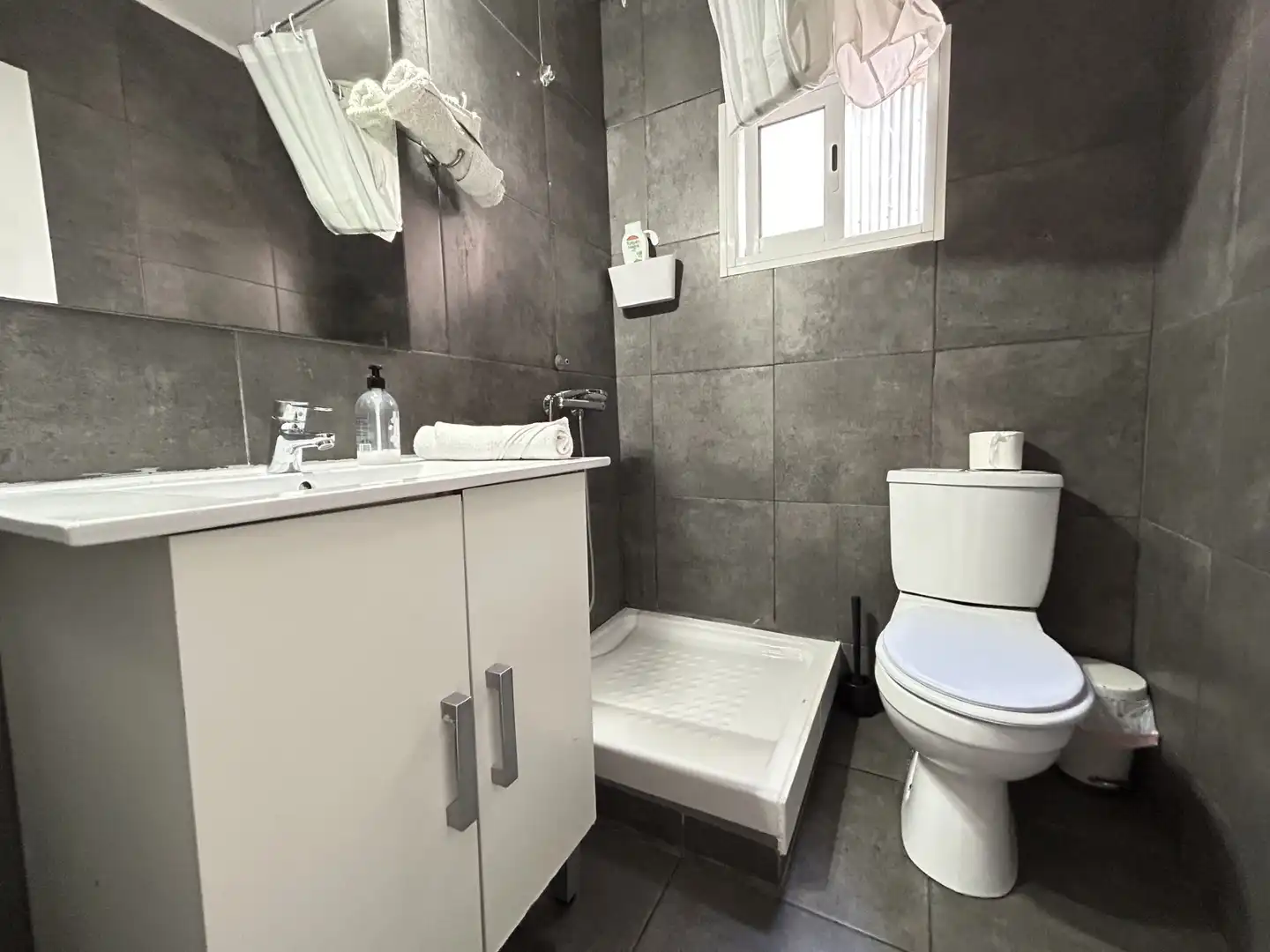 Flat for sale in Avinguda d'Isabel la Catòlica, imagen 17