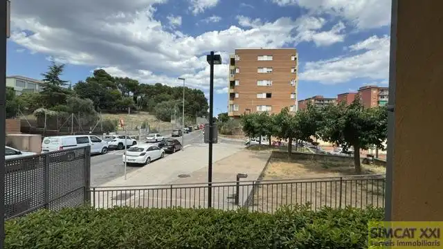 Vista exterior de Piso en venta en Figueres con Aire acondicionado, Calefacción y Trastero