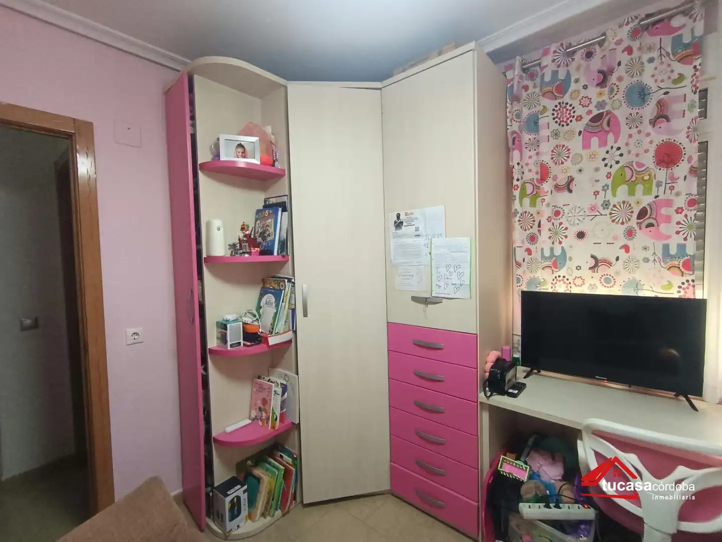Bedroom of Flat for sale in Córdoba  with Air Conditioner, Terrace and Furnished