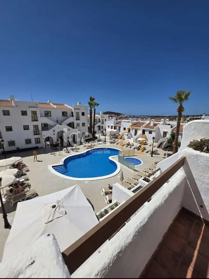 Exterior view of Study for sale in Arona  with Air Conditioner, Terrace and Furnished