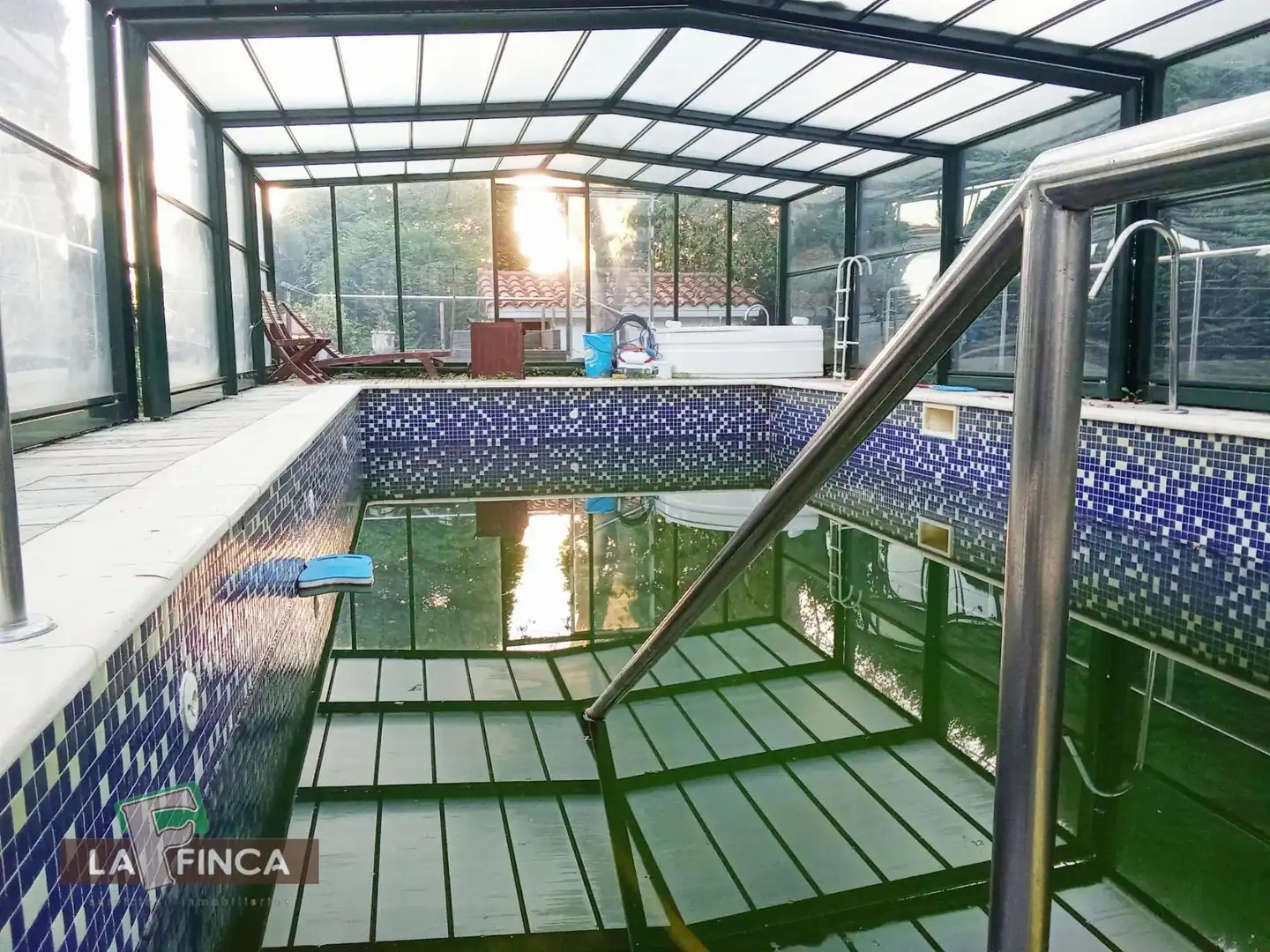 Swimming pool of Houses for sale in Muros de Nalón  with Heating, Parquet flooring and Terrace
