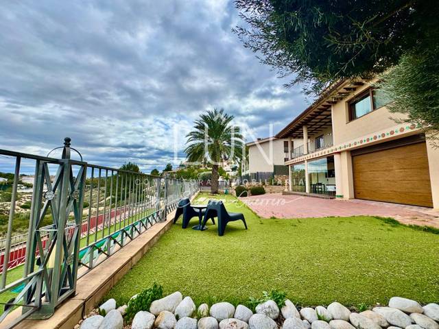 Casa-chalet en Venta en Altorreal - El Chorrico