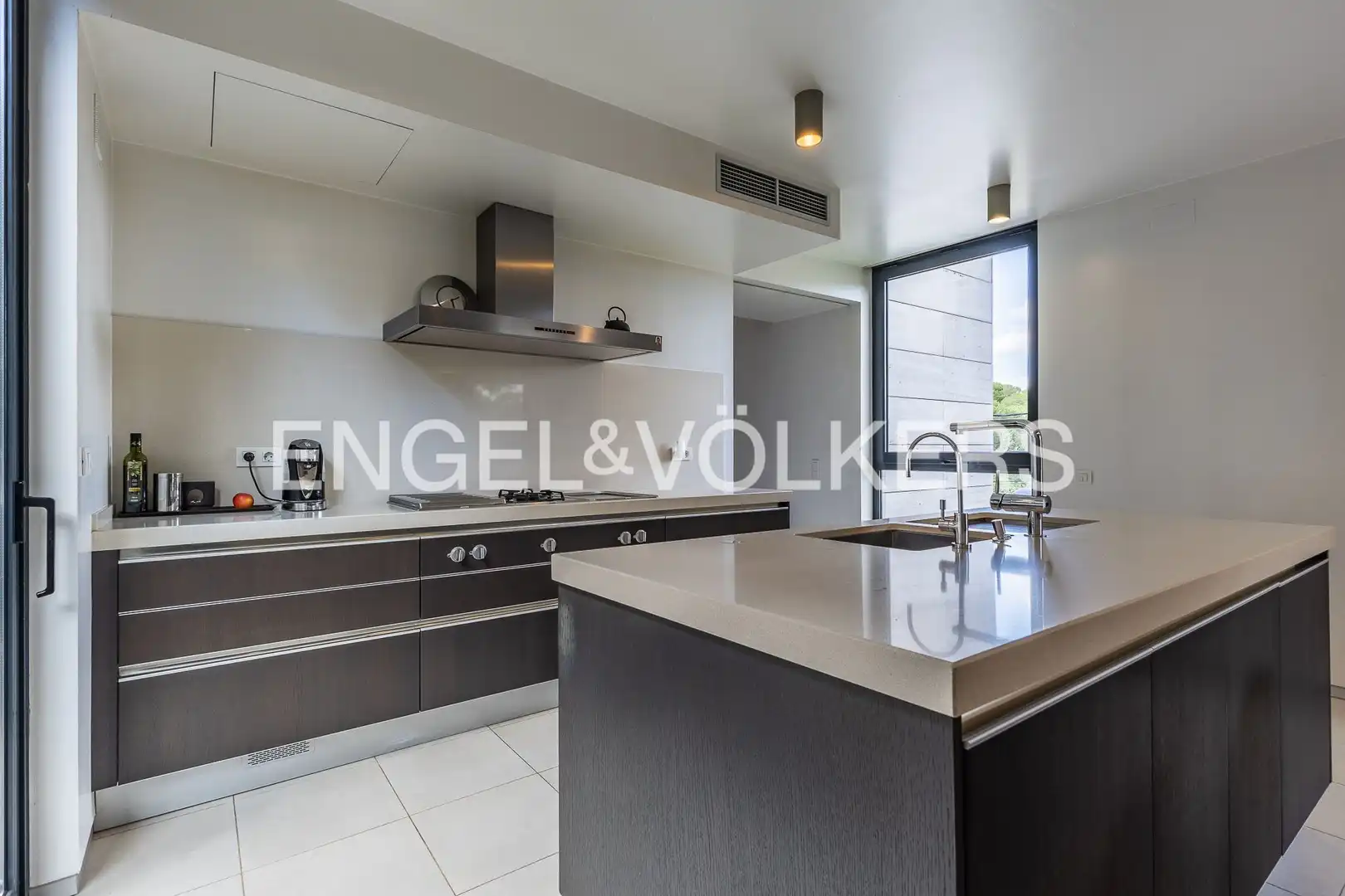 Kitchen of Houses for sale in Sant Cugat del Vallès  with Air Conditioner, Heating and Private garden