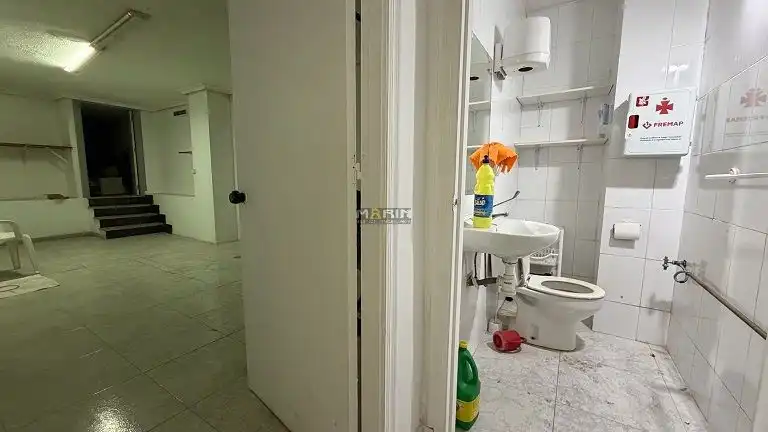 Baño de Local de alquiler en Cartagena