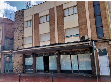 Local comercial en alquiler en Paseo HORTAZ