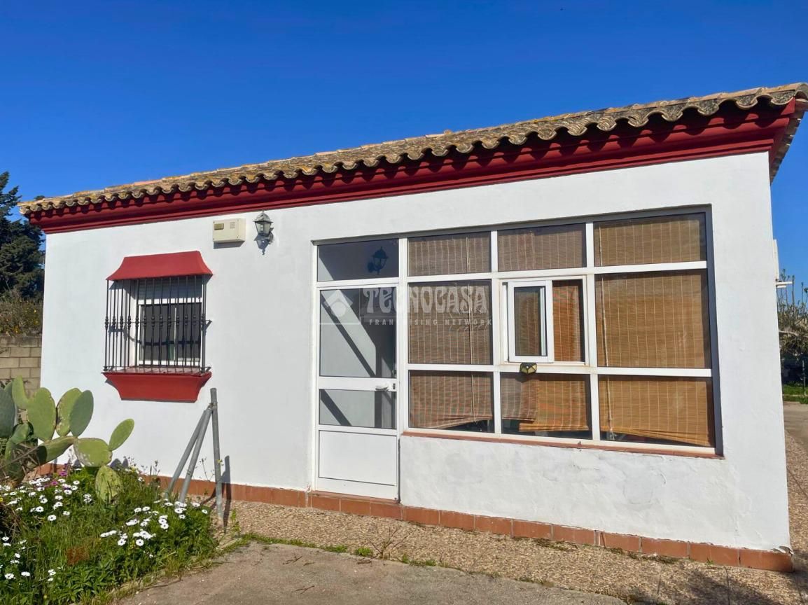 Vista exterior de Finca rústica en venta en Chiclana de la Frontera