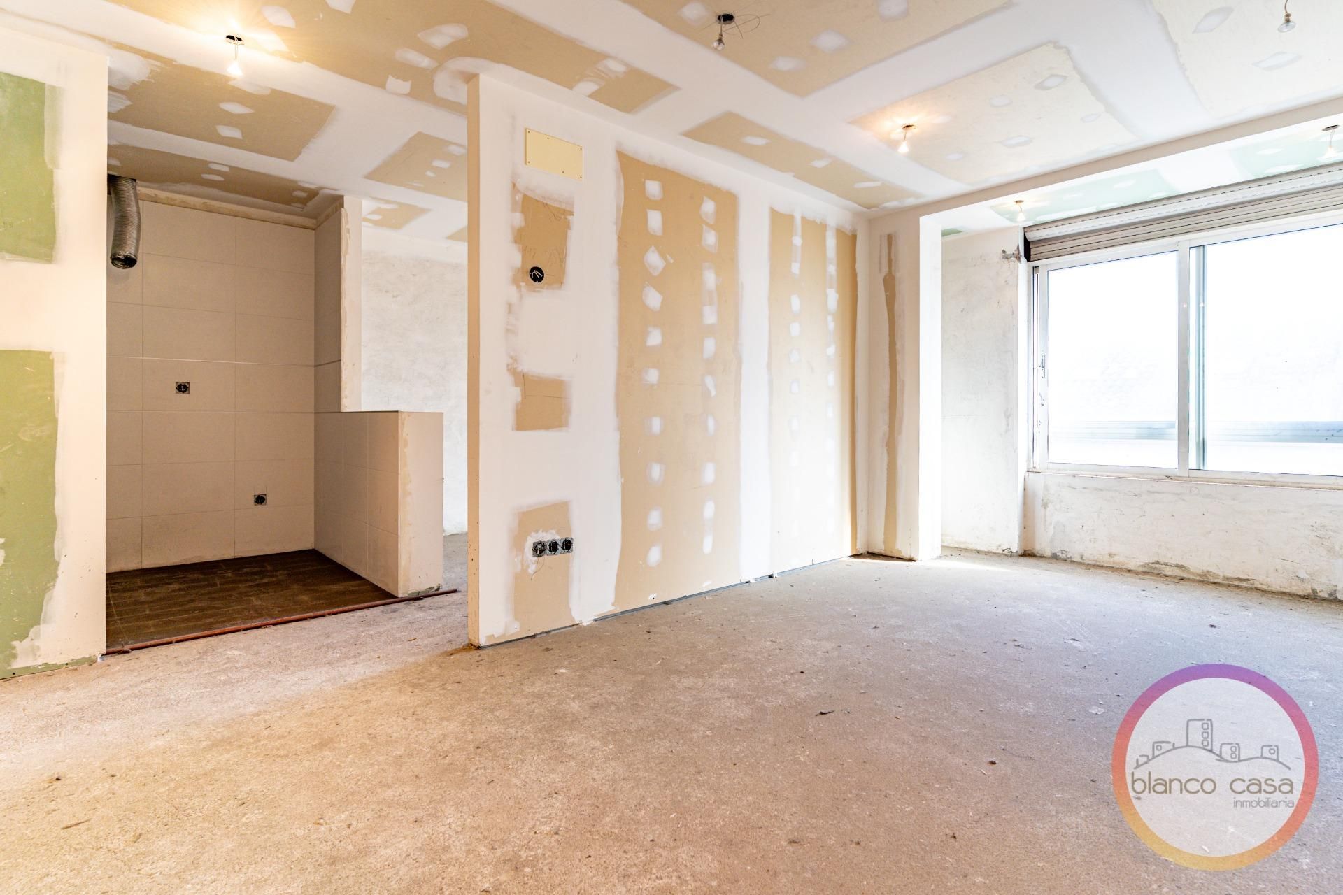 Flat for sale in Carballo  with Storage room