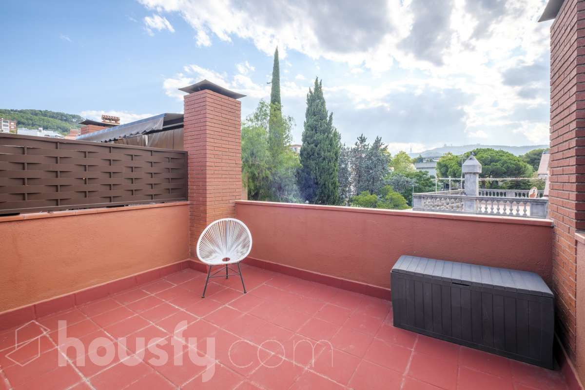 Terrace of House or chalet for sale in  Barcelona Capital  with Air Conditioner, Heating and Private garden
