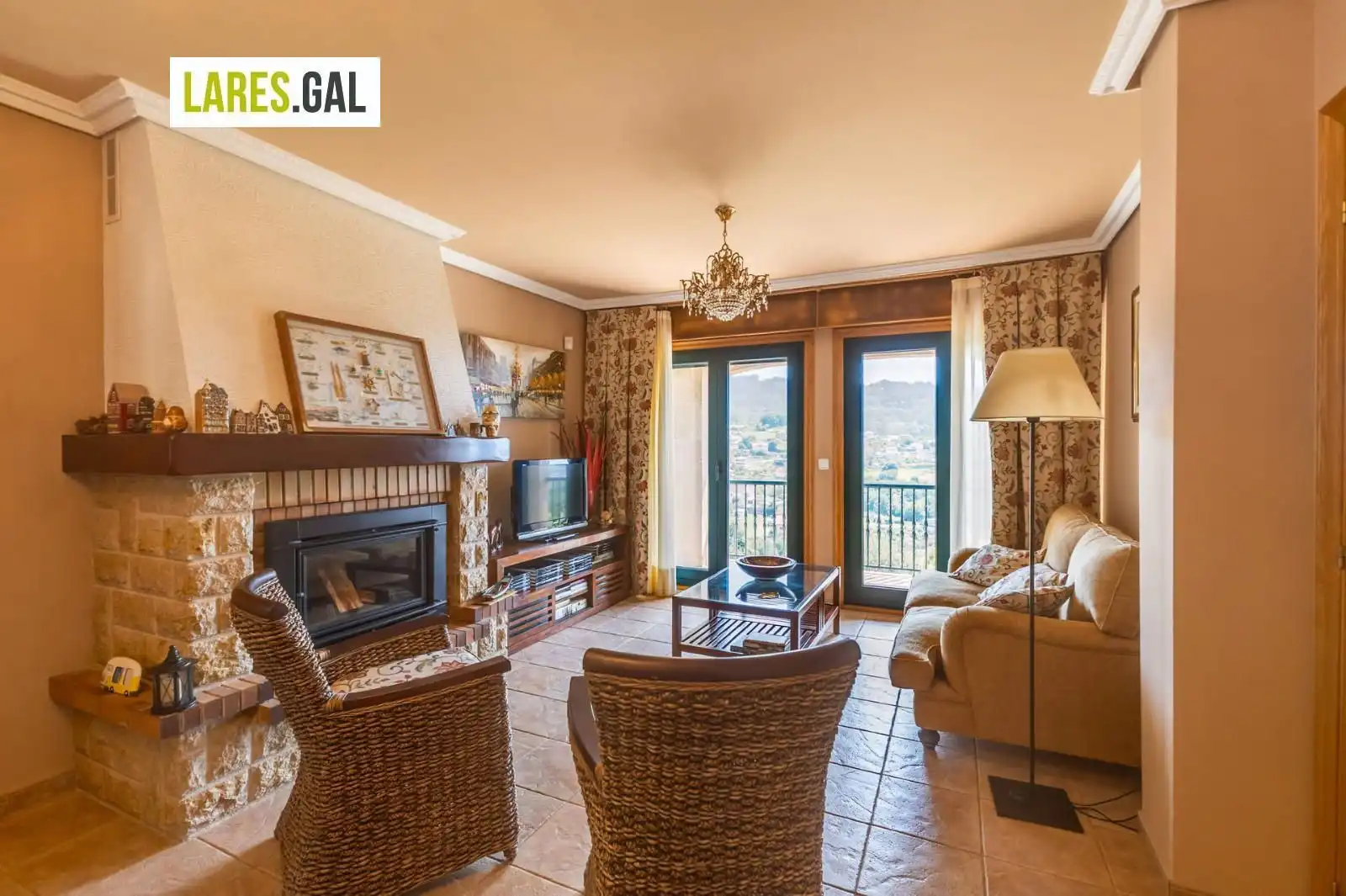 Wohnzimmer von Haus oder Chalet zum Verkauf in Cangas  mit Heizung, Terrasse und Möbliert