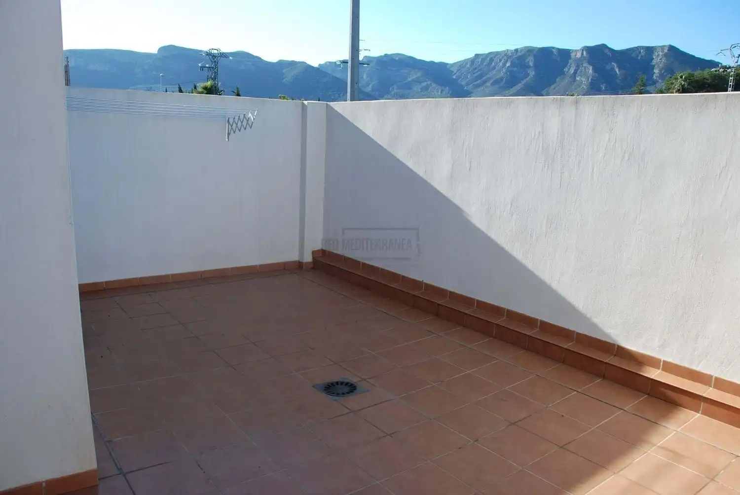 Terrasse von Einfamilien-Reihenhaus zum Verkauf in Gandia mit Klimaanlage, Terrasse und Abstellraum