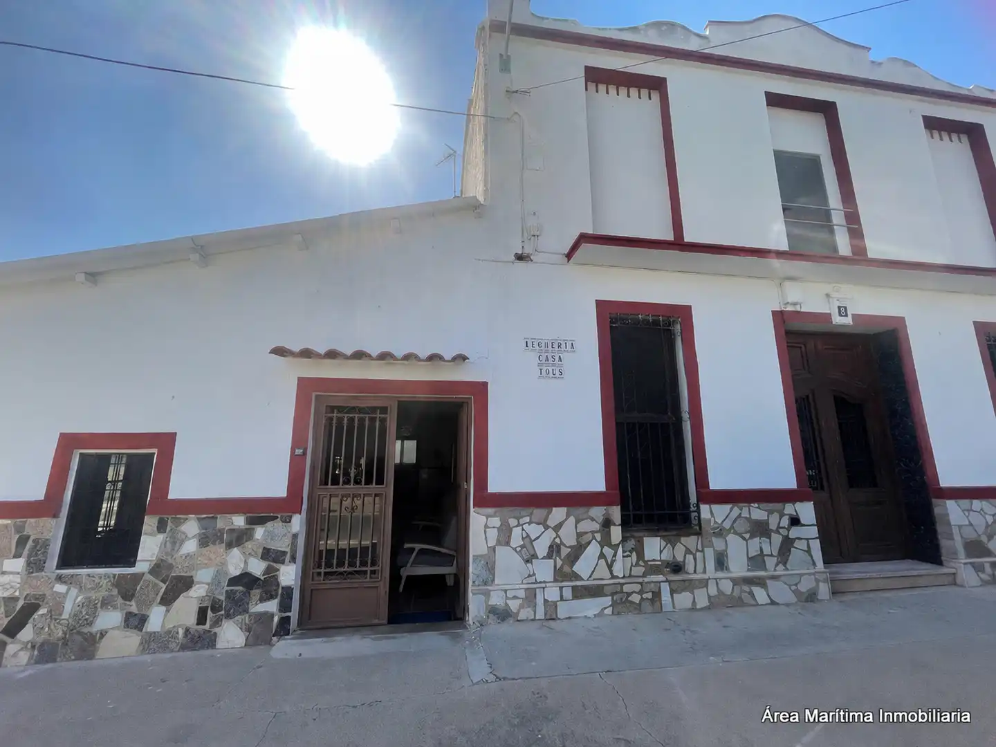 Vista exterior de Casa o xalet de lloguer en Valencia amb Terrassa, Traster i Moblat