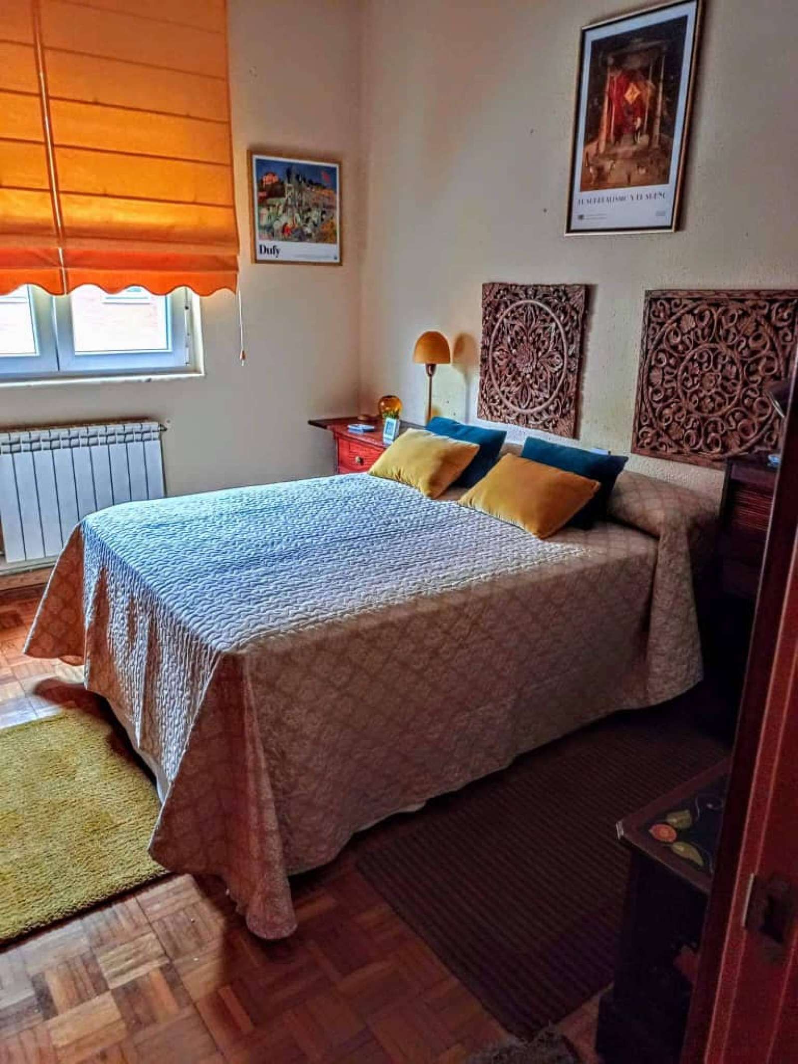 Bedroom of Flat to share in Oviedo   with Air Conditioner, Heating and Terrace