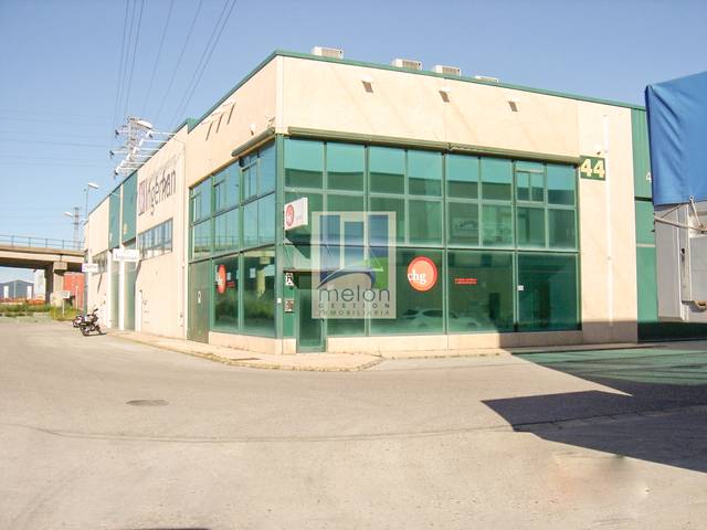 Local comercial en Venta en LA BUREBA en Villafría - La Ventilla - Castañares