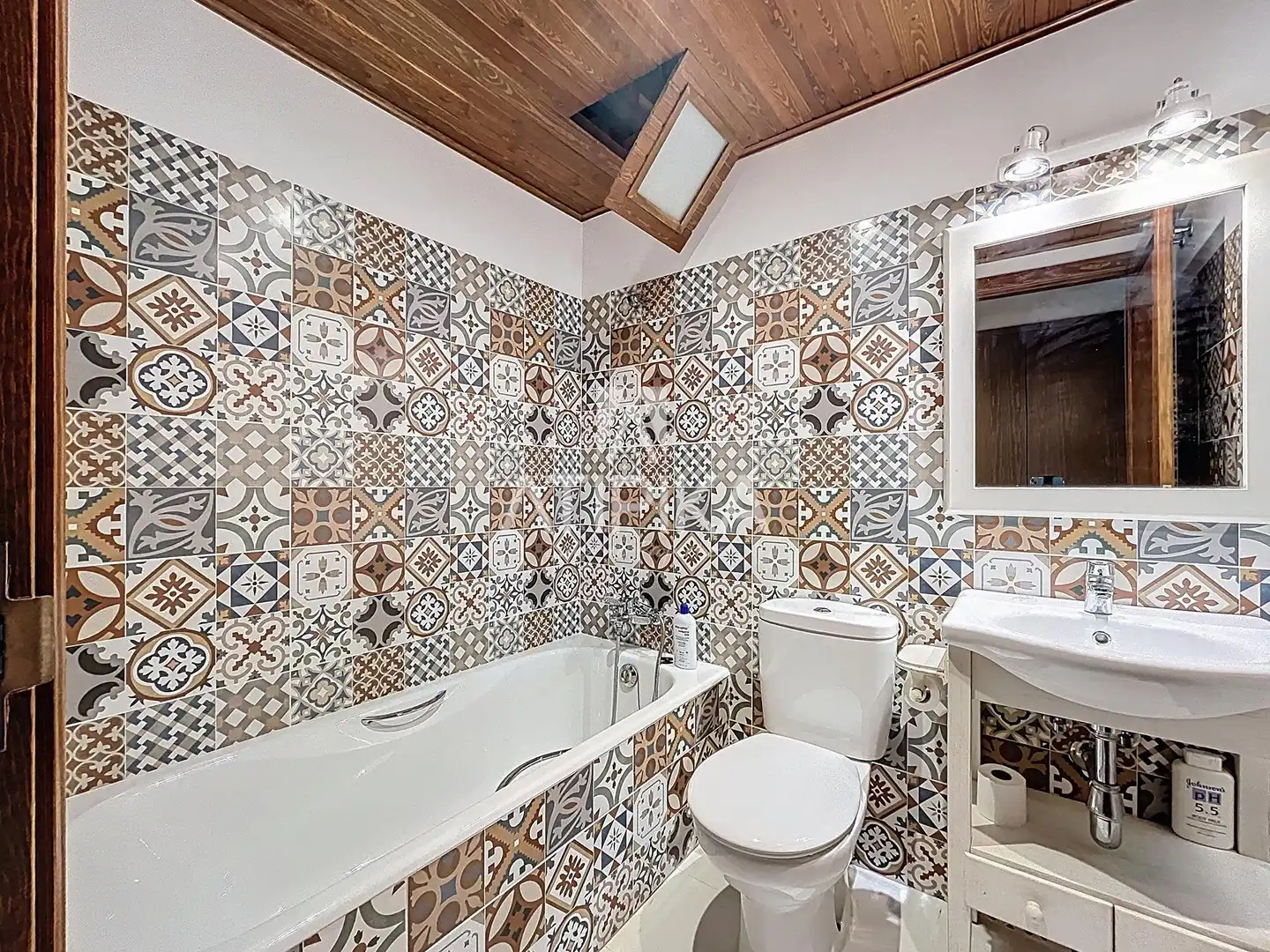 Bathroom of Country homes for sale in La Granada  with Air Conditioner, Heating and Storage room