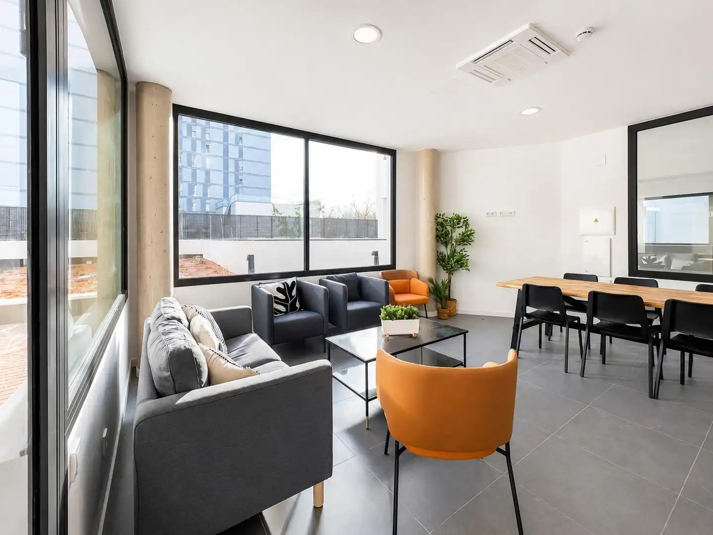 Wohnzimmer von Wohnung zur Miete in Valencia mit Klimaanlage, Terrasse und Balkon