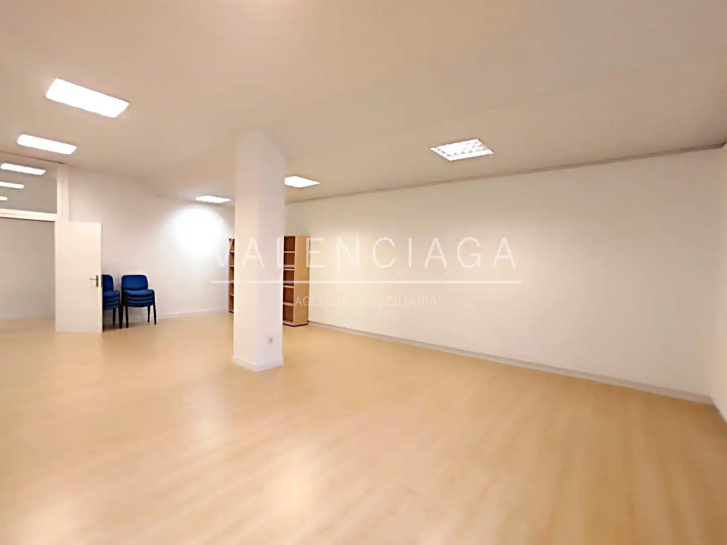 Büro zur Miete in Antiguo
