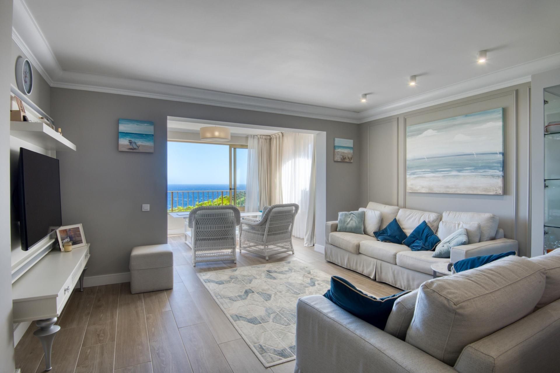 Living room of Flat for sale in Sant Feliu de Guíxols  with Air Conditioner, Heating and Balcony