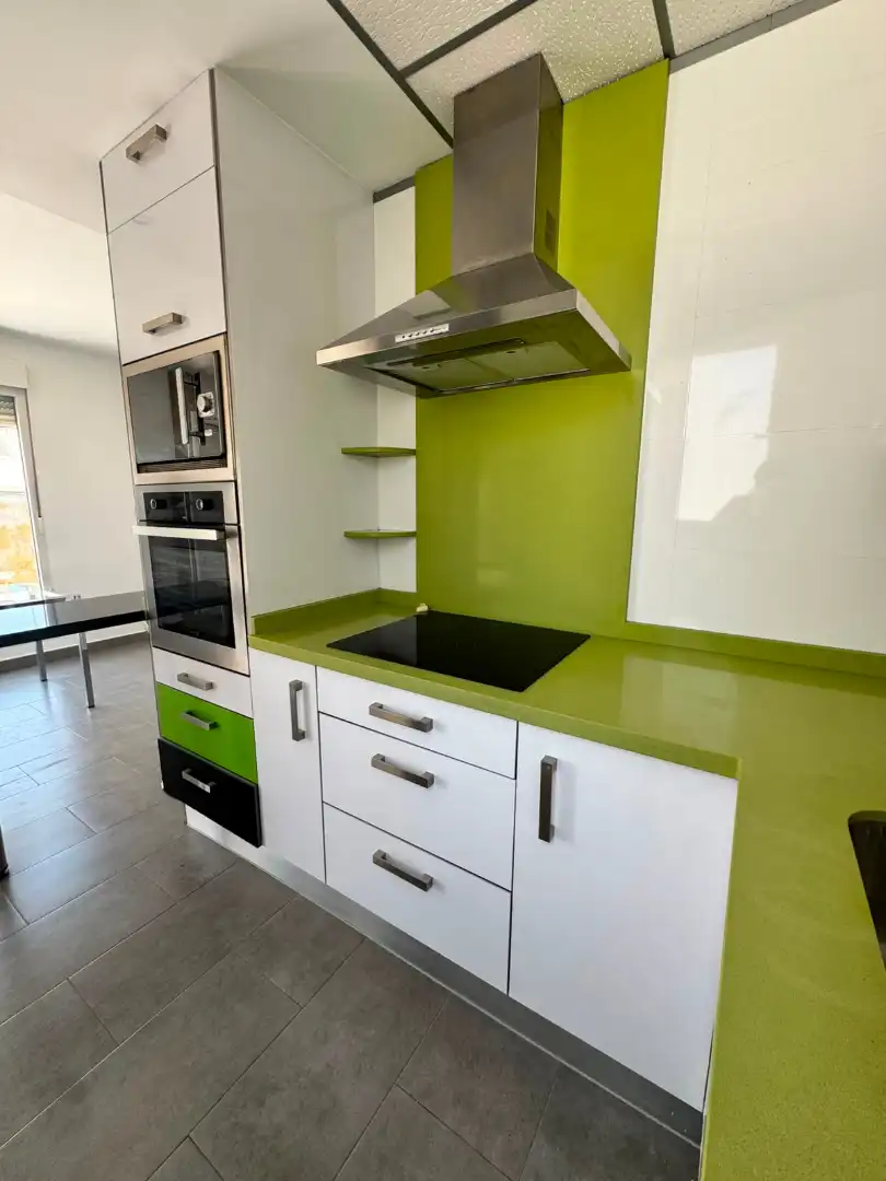 Cocina de Ático de alquiler en Valencia con Aire acondicionado, Terraza y Amueblado