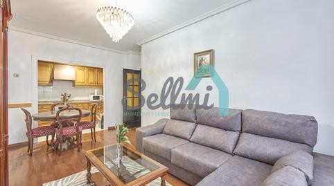 Foto 5 de Piso de alquiler en De Santander, Salesas - Foncalada - Campoamor, Oviedo