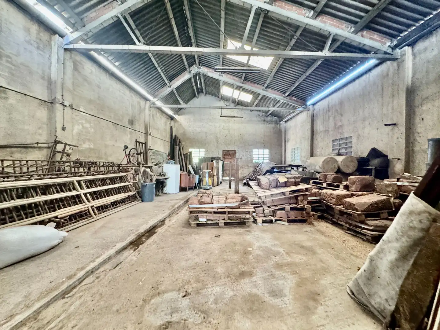 Fabrikhallen zur Miete in Sant Martí de Centelles